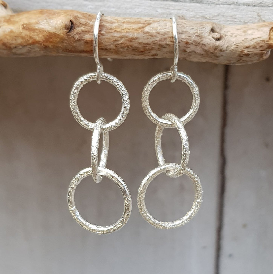 Maru Triple Circle Earrings