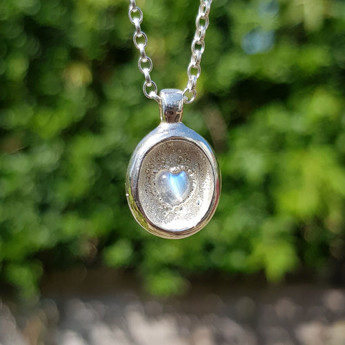 moonstone heart crevice necklace